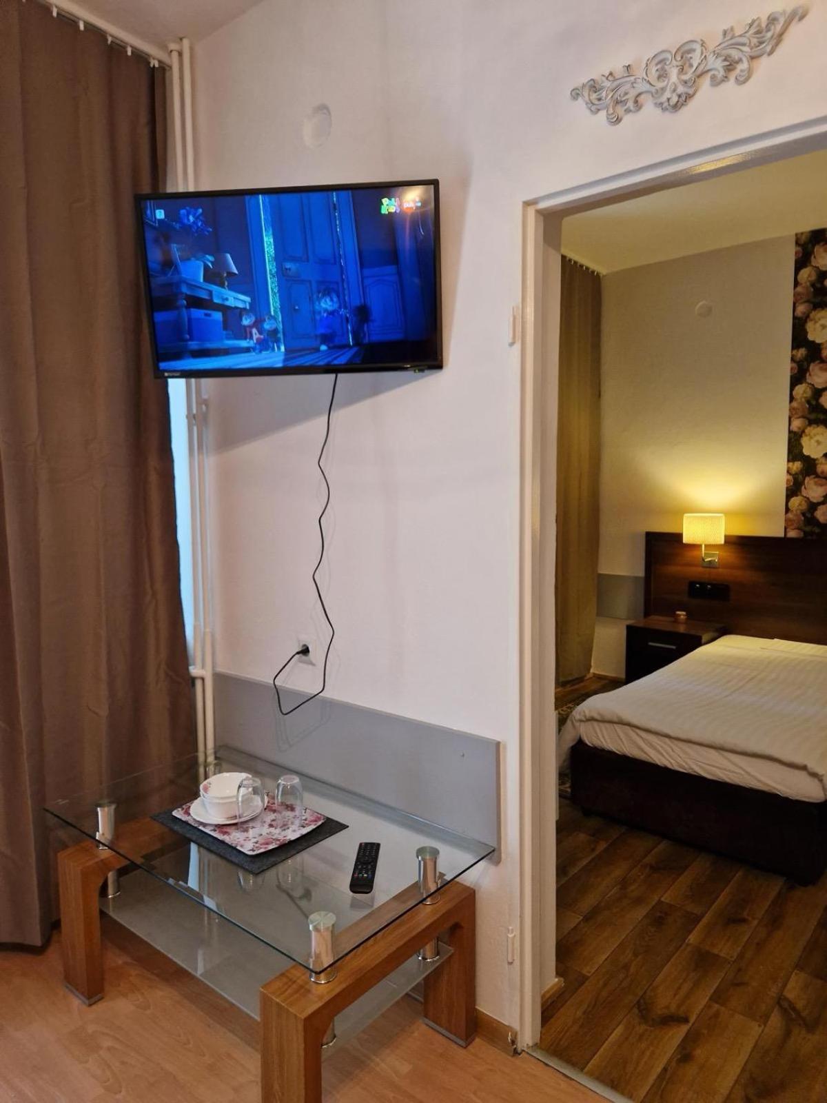 Peters Hotel Turawa Bagian luar foto