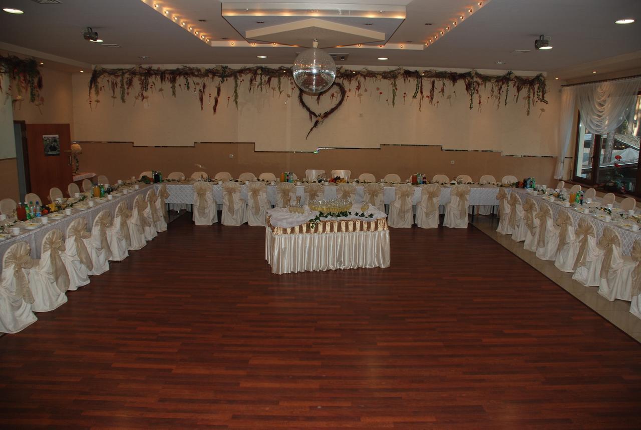 Peters Hotel Turawa Bagian luar foto